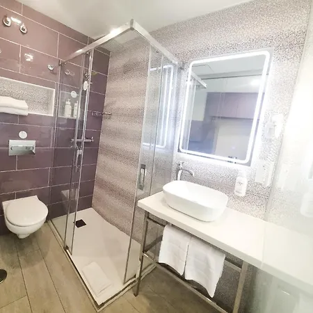 Clopy Rocamar 3* בנידורם