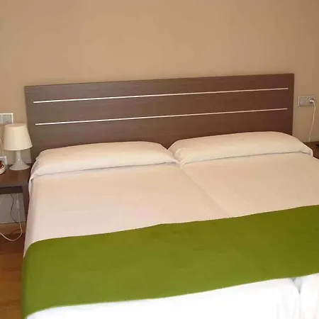 Clopy Rocamar 3* בנידורם