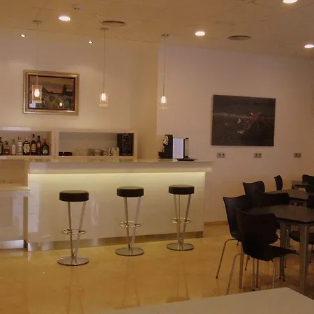 Clopy Rocamar מלון 3*