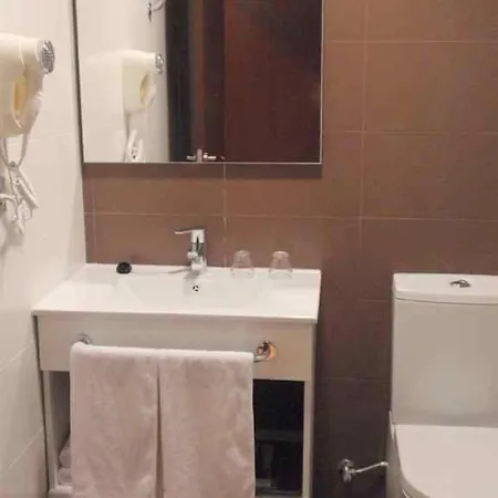 מלון Clopy Rocamar 3*