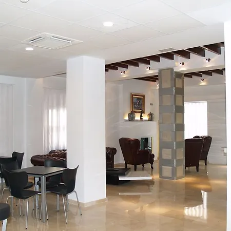 Clopy Rocamar 3* בנידורם