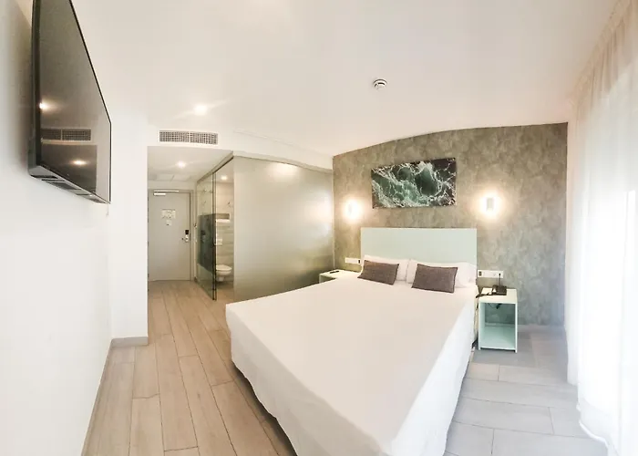 Hotel Clopy Rocamar 3*